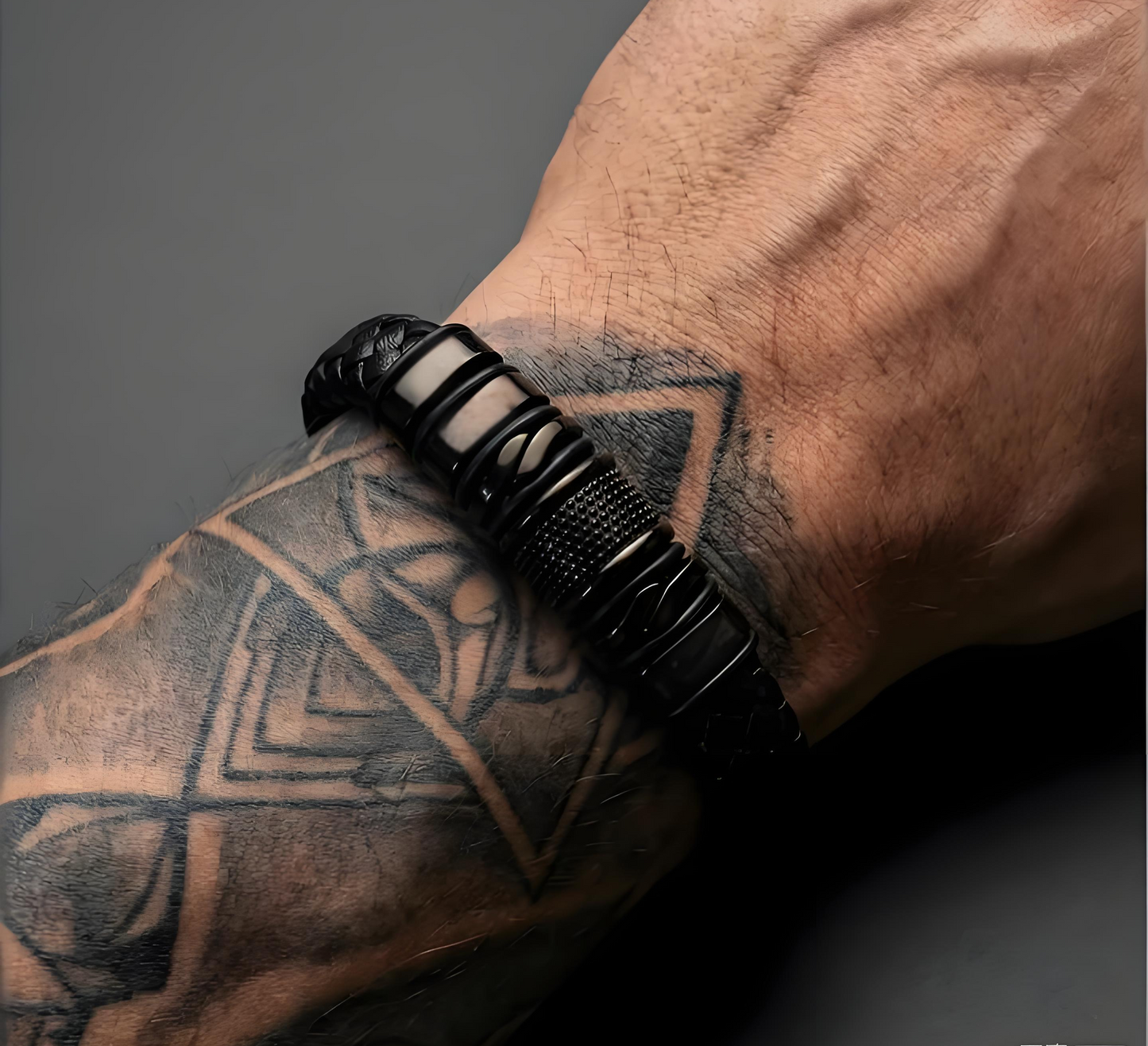 Men's leather and metal bracelet